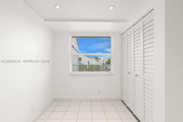 7684 NW 18th St 404, Margate, FL 33063