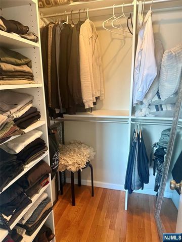 102 Nelson Court O102, Edgewater, NJ 07020