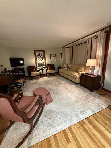 229 Granada Blvd., Fort Myers, FL 33905