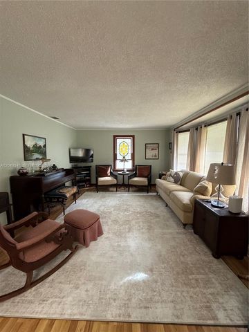 229 Granada Blvd., Fort Myers, FL 33905
