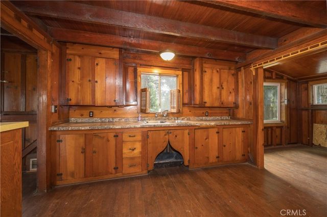 21855 Lakeland View, Cedarpines Park, CA 92322