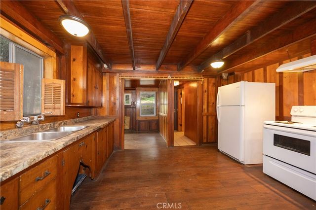 21855 Lakeland View, Cedarpines Park, CA 92322