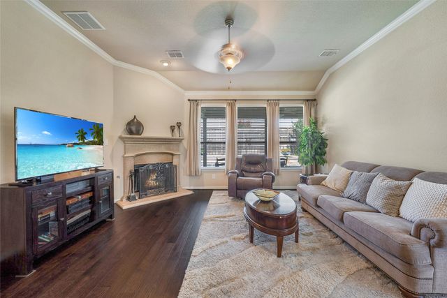 4120 Hialeah Drive, Denton, TX 76210