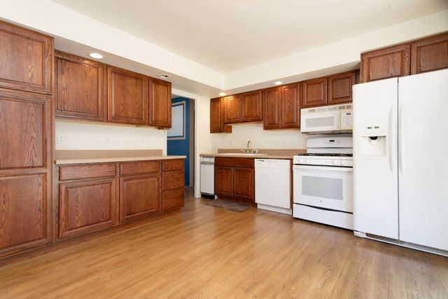 113 Willow Spring Court, Michigan City, IN 46360