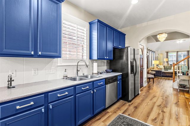 1408 S Friendswood Drive 503, Friendswood, TX 77546