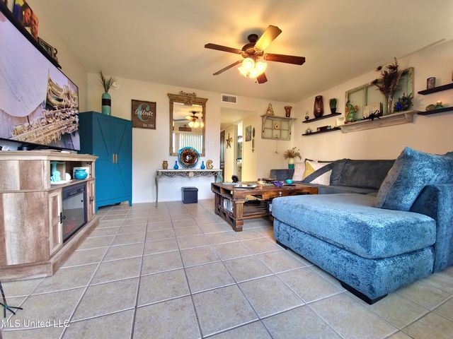 3230 Cumberland Road, 42, Ocean Springs, MS 39564