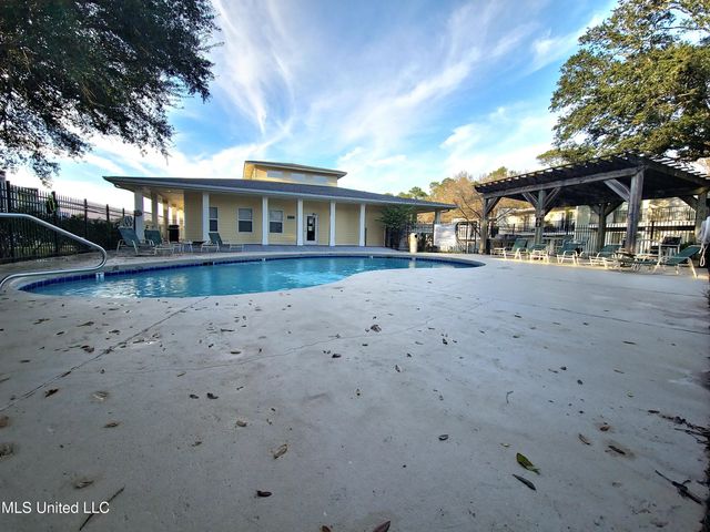 3230 Cumberland Road, 42, Ocean Springs, MS 39564