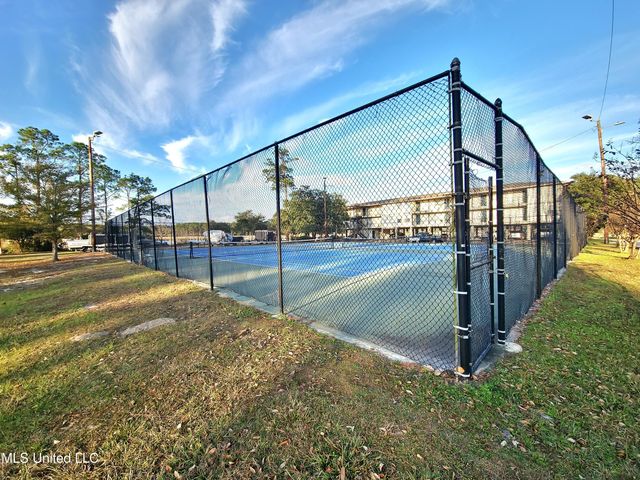 3230 Cumberland Road, 42, Ocean Springs, MS 39564