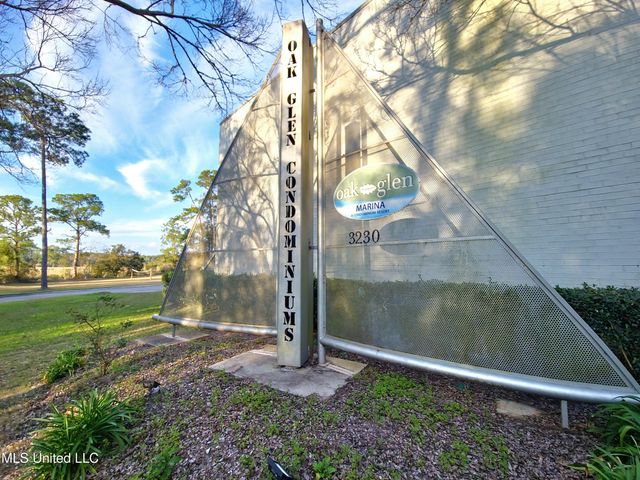 3230 Cumberland Road, 42, Ocean Springs, MS 39564