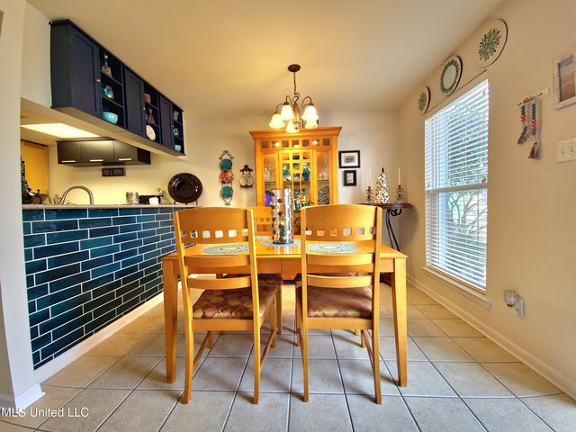 3230 Cumberland Road, 42, Ocean Springs, MS 39564