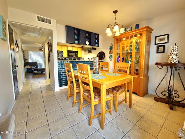 3230 Cumberland Road, 42, Ocean Springs, MS 39564