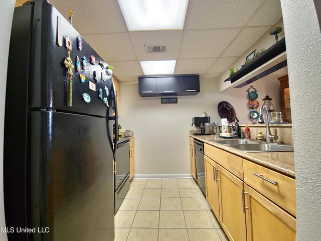 3230 Cumberland Road, 42, Ocean Springs, MS 39564