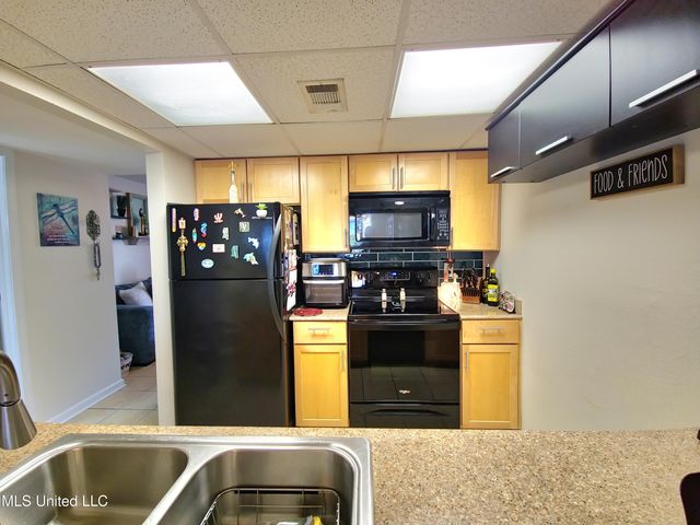 3230 Cumberland Road, 42, Ocean Springs, MS 39564