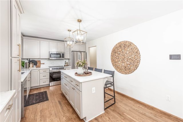 15 Watson St, Leet Twp, PA 15143