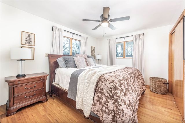 15 Watson St, Leet Twp, PA 15143