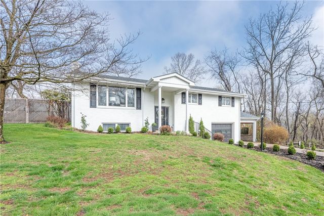 15 Watson St, Leet Twp, PA 15143