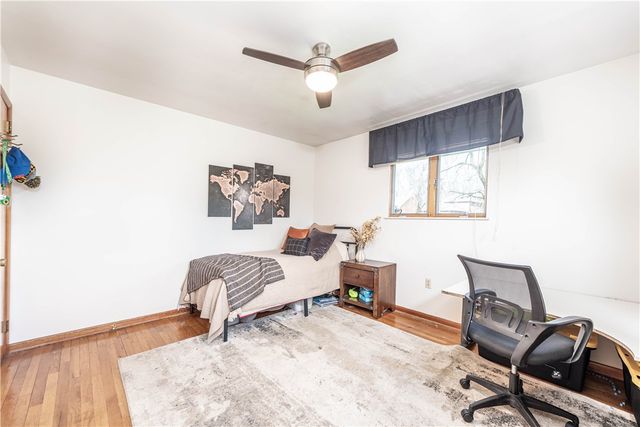 15 Watson St, Leet Twp, PA 15143