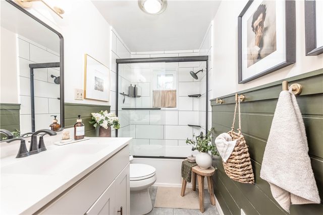 15 Watson St, Leet Twp, PA 15143