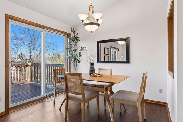 1011 Boston Hill Road, Eagan, MN 55123