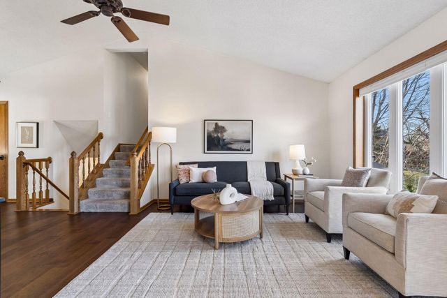 1011 Boston Hill Road, Eagan, MN 55123