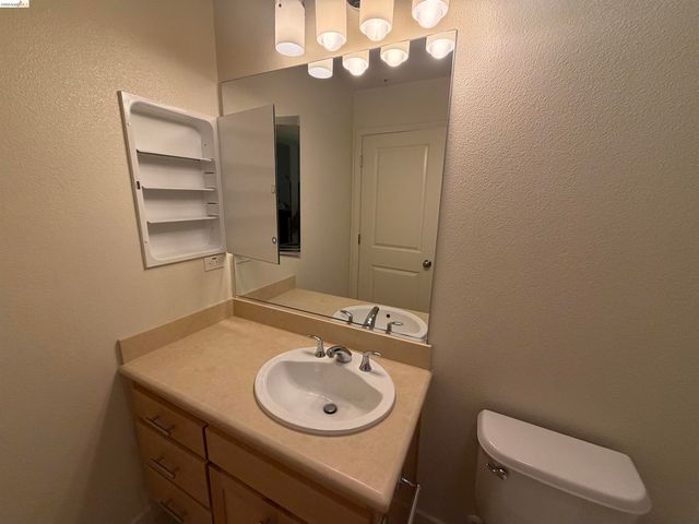 4244 Providence Ter, Fremont, CA 94538