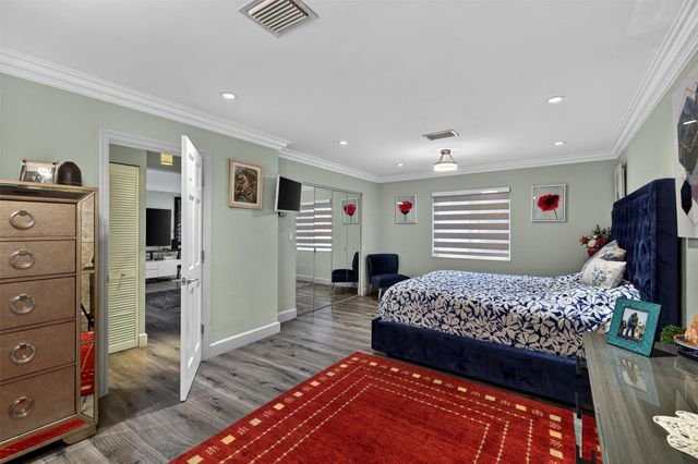 918 NE 4th Street, Hallandale Beach, FL 33009