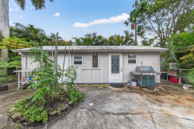 918 NE 4th Street, Hallandale Beach, FL 33009