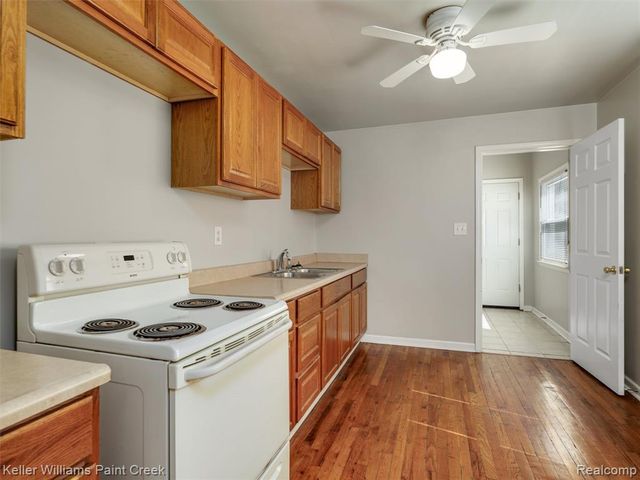 3657 Alvina Avenue, Warren, MI 48091