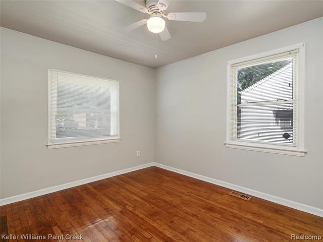 3657 Alvina Avenue, Warren, MI 48091