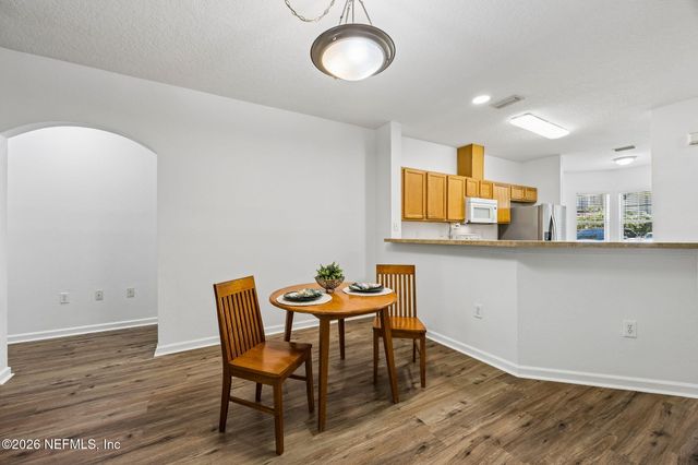 5663 GREENLAND Road 706, Jacksonville, FL 32258