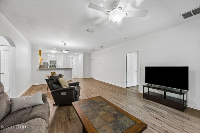 5663 GREENLAND Road 706, Jacksonville, FL 32258