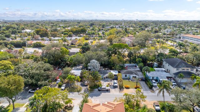 838 SW 11th Court, Fort Lauderdale, FL 33315