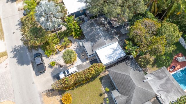 838 SW 11th Court, Fort Lauderdale, FL 33315