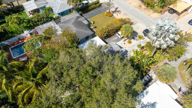 838 SW 11th Court, Fort Lauderdale, FL 33315