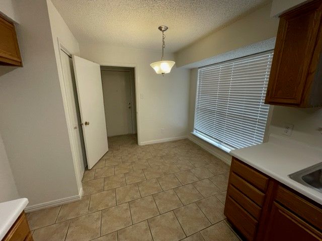 5800 Stone Meadow Lane, Fort Worth, TX 76179