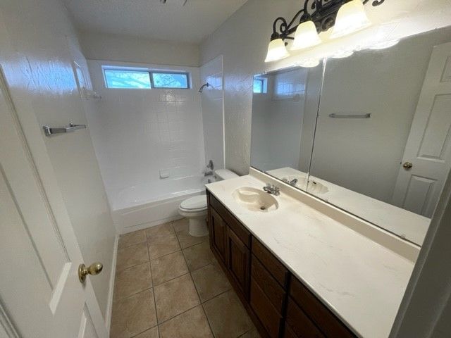 5800 Stone Meadow Lane, Fort Worth, TX 76179