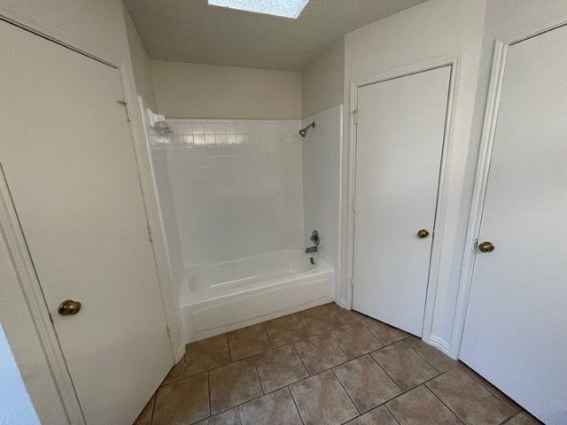 5800 Stone Meadow Lane, Fort Worth, TX 76179