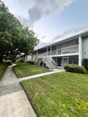 700 E AIRPORT BOULEVARD B7, Sanford, FL 32773