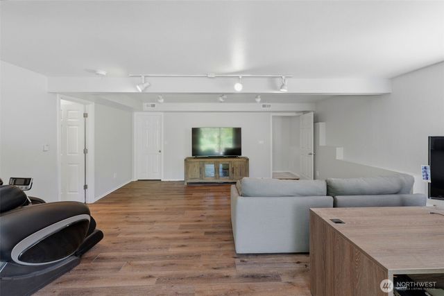 11227 Creviston Drive NW, Gig Harbor, WA 98329