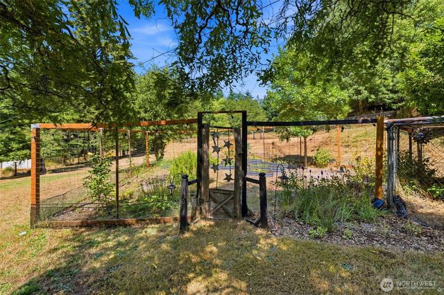 11227 Creviston Drive NW, Gig Harbor, WA 98329