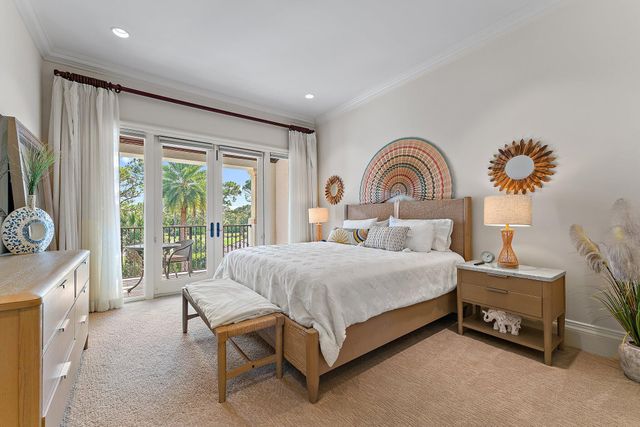 135 W Bears Club Drive, Jupiter, FL 33477