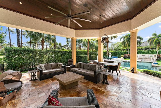 135 W Bears Club Drive, Jupiter, FL 33477