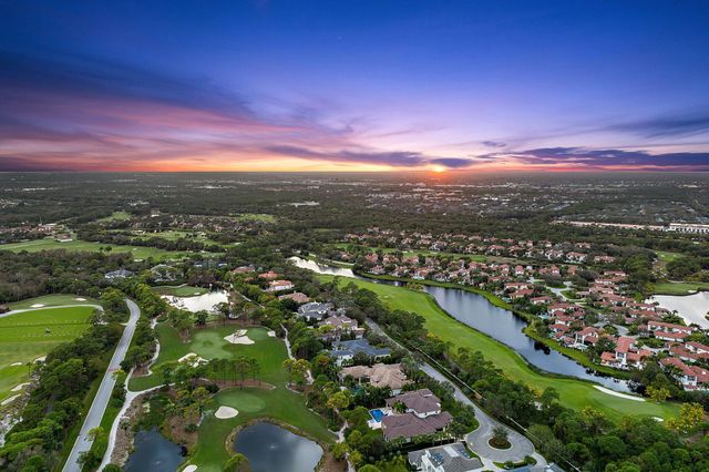 135 W Bears Club Drive, Jupiter, FL 33477