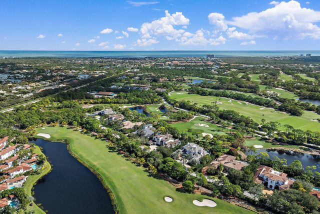 135 W Bears Club Drive, Jupiter, FL 33477