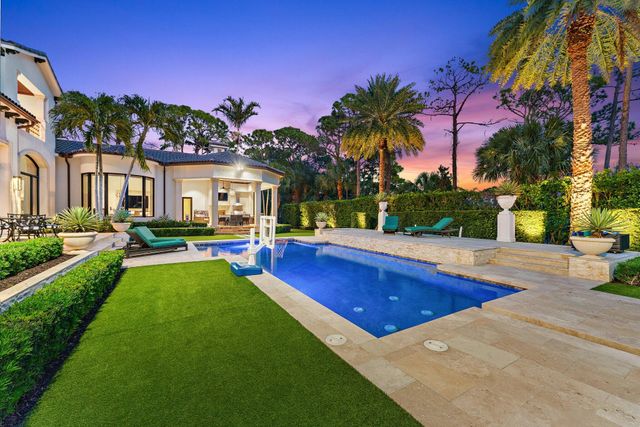 135 W Bears Club Drive, Jupiter, FL 33477