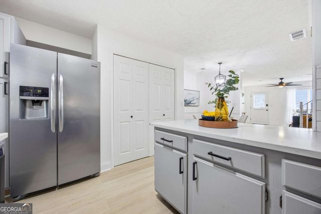 6727 Trafalger Square, Norcross, GA 30093