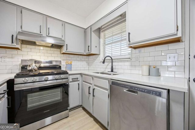 6727 Trafalger Square, Norcross, GA 30093