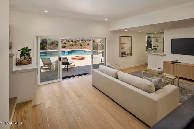 5347 Cangas Drive, Calabasas, CA 91301