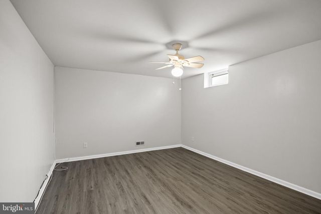 8 QUINCY MANOR LN, Burlington, NJ 08016