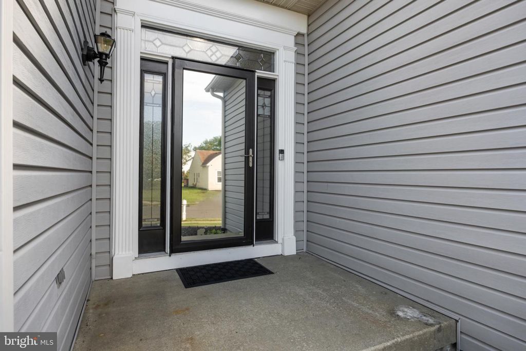 8 QUINCY MANOR LN, BURLINGTON, NJ 08016 — photo 3